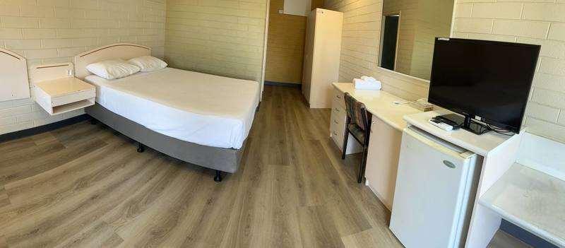 Katherine Motel Room photo